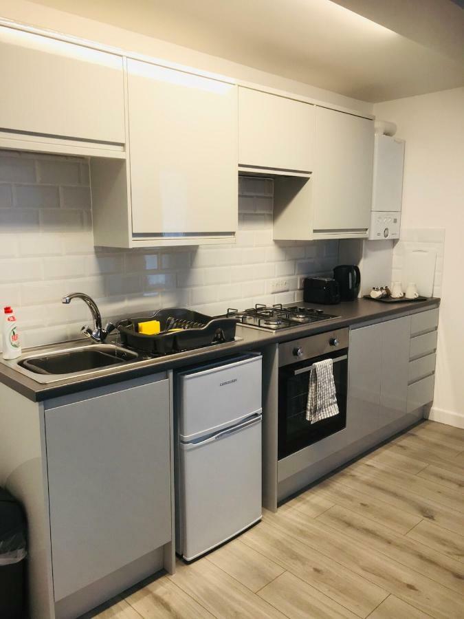 One Bedroom Apartment, No 4 Ilfracombe Bagian luar foto